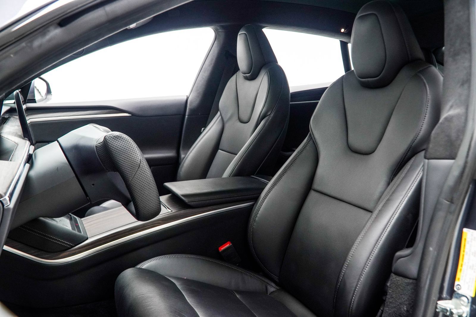 Used 2022 Tesla Model S AWD/4WD image 38