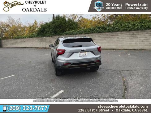 Certified 2025 Chevrolet Trax ACTIV image 10