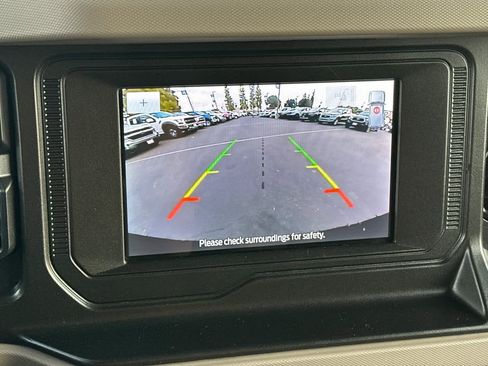 Used 2023 Ford Bronco Wildtrak image 20