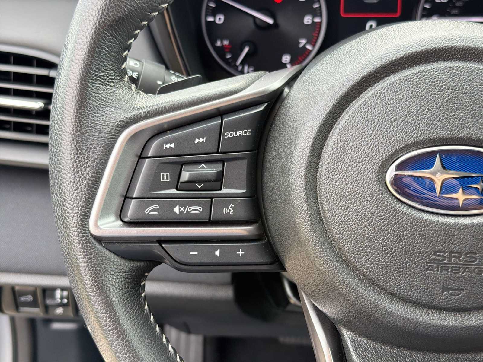 Used 2024 Subaru Outback Premium AWD/4WD image 20