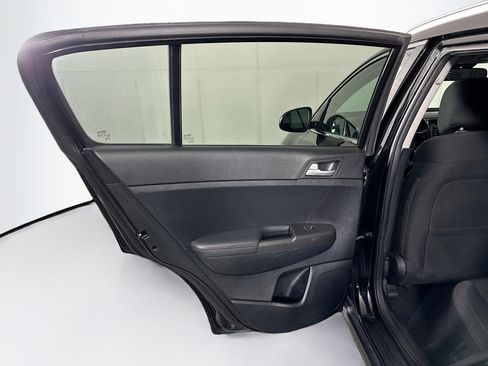 Used 2017 Kia Sportage LX w/ LX Popular Package image 24