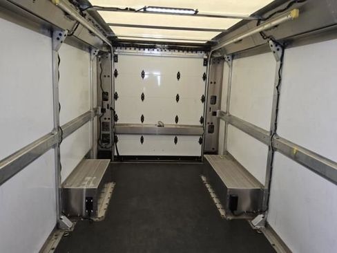 Used 2023 Chevrolet Brightdrop 600 w/ Active Safety Package 2 image 4