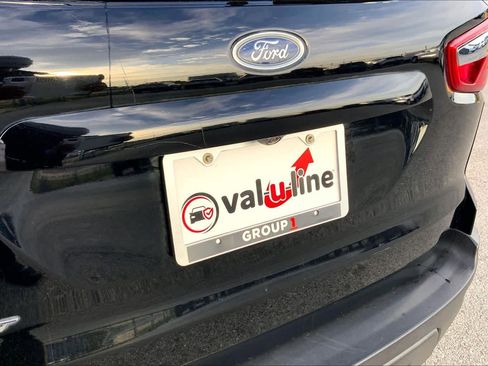 Used 2021 Ford EcoSport S image 9