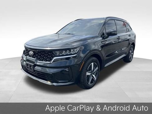 Certified 2021 Kia Sorento S image 4