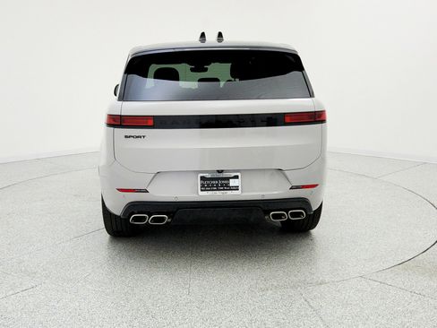 Used 2025 Land Rover Range Rover Sport Dynamic SE image 6