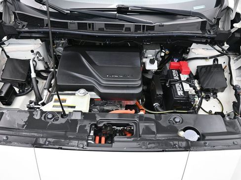 Used 2023 Nissan Leaf S image 15