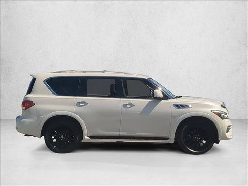 Used 2016 INFINITI QX80 4WD w/ 22" Wheel Package image 4