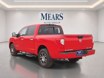 Used 2021 Nissan Titan SV w/ SV Convenience Package