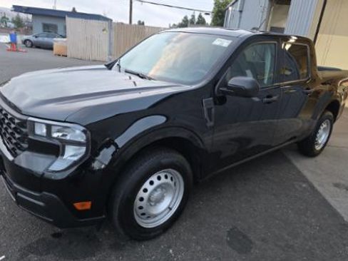 Used 2025 Ford Maverick XL FWD image 3