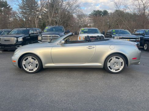 Used 2002 Lexus SC 430 Convertible RWD image 2