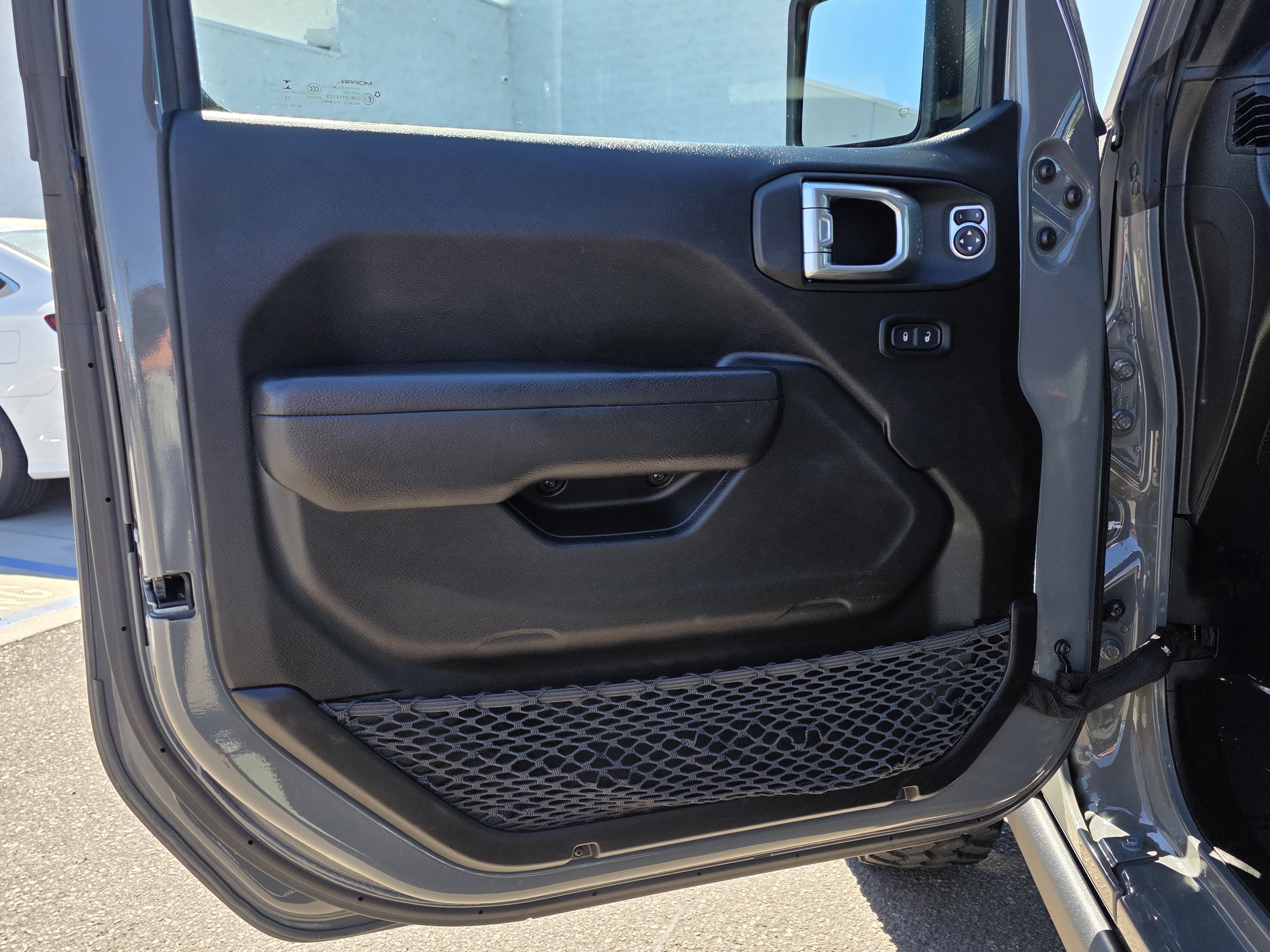 Used 2022 Jeep Wrangler Sport AWD/4WD image 12