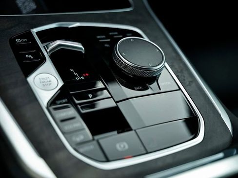 New 2026 BMW X5 xDrive40i w/ M Sport Package image 39