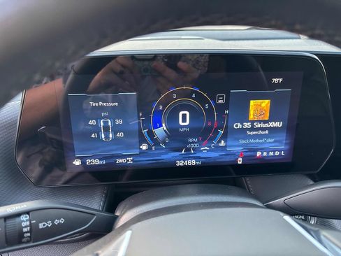 Used 2025 Chevrolet Equinox LT w/ Convenience Package II AWD/4WD image 17