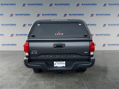Used 2021 Toyota Tacoma SR image 4