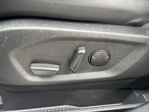 Certified 2024 Ford Edge ST-Line image 15