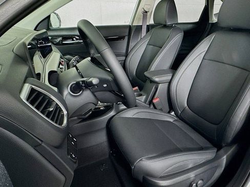 New 2026 Kia Seltos EX image 24