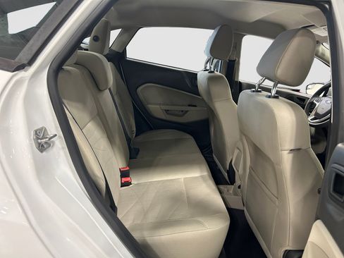 Used 2019 Ford Fiesta SE FWD image 22