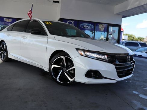 Used 2021 Honda Accord Sport image 3