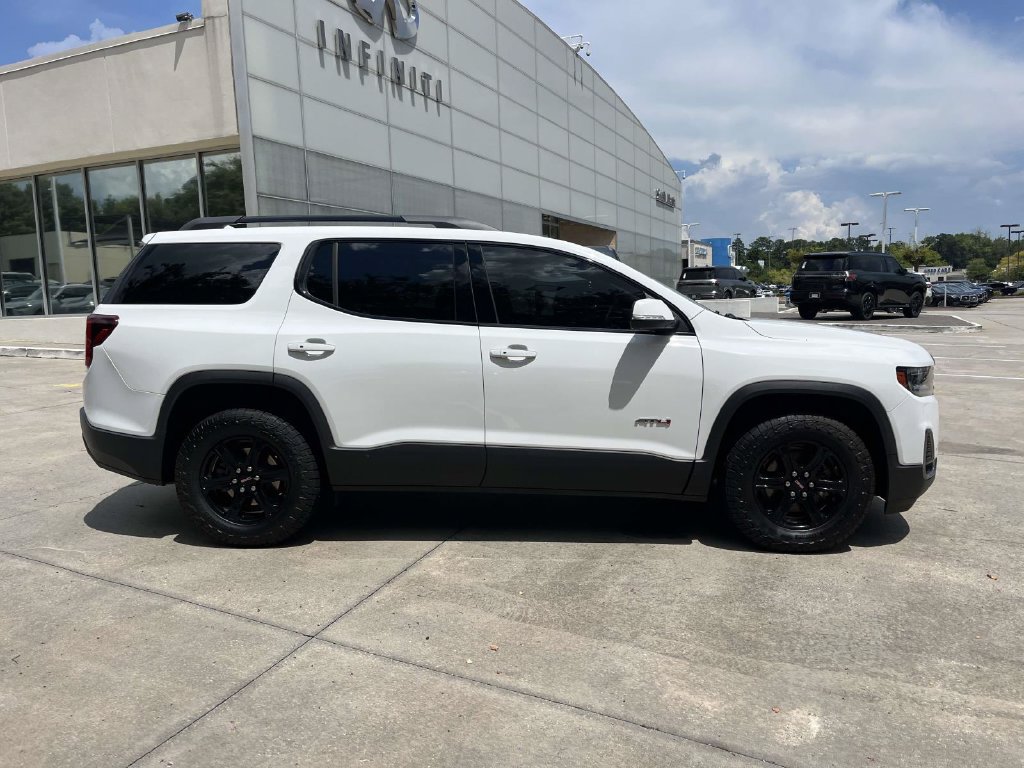 Used 2021 GMC Acadia AT4 w/ Technology Package AWD/4WD image 2