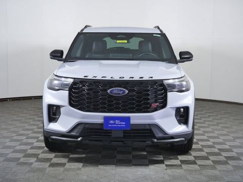 Certified 2026 Ford Explorer ST AWD/4WD image 3
