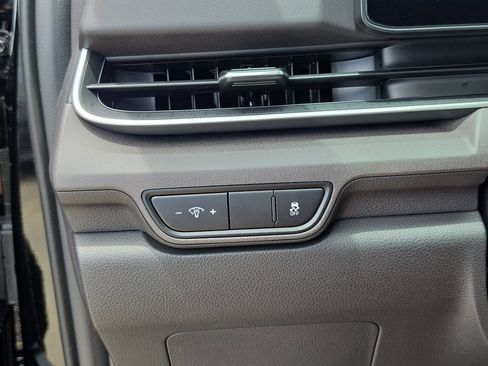 New 2026 Kia Carnival EX FWD image 28