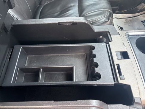 Used 2014 Ford F250 Lariat w/ Chrome Package image 16