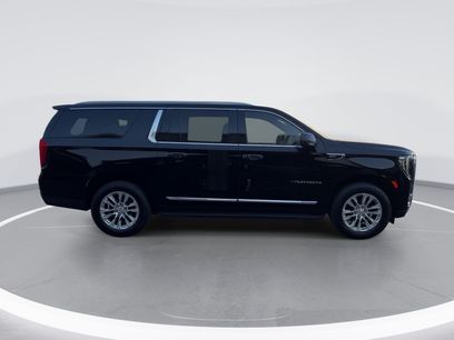 Used 2022 GMC Yukon XL SLT w/ SLT Premium Package