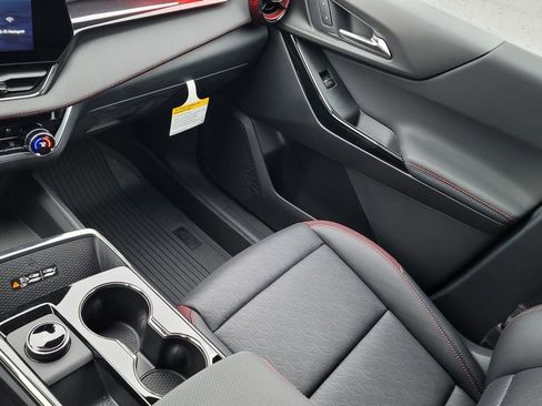 New 2026 Chevrolet Equinox RS w/ Convenience Package III FWD image 23