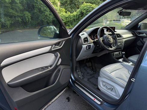 Used 2018 Audi Q3 2.0T Premium FWD image 13