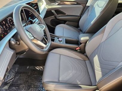 New 2026 Volkswagen Tiguan SE