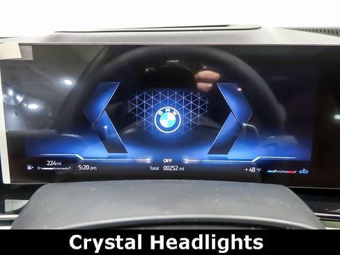 Used 2026 BMW X7 xDrive40i w/ Executive Package image 17