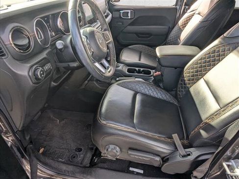Used 2021 Jeep Gladiator Overland image 13