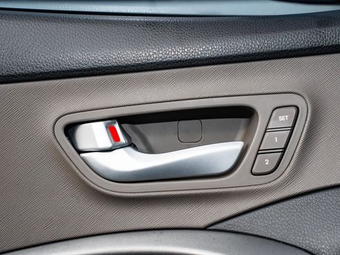 Used 2018 Hyundai Santa Fe Sport image 28