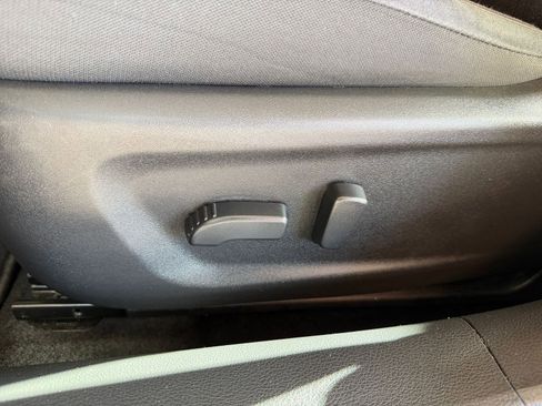 Used 2025 Nissan Altima 2.5 SV image 22