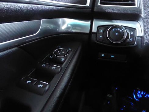Used 2016 Ford Explorer Sport w/ Equipment Group 401A image 18