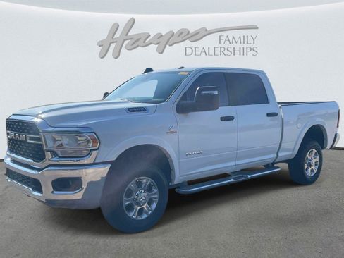 Used 2024 RAM 2500 Big Horn w/ Off Road Package AWD/4WD image 7