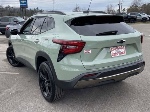 Certified 2025 Chevrolet Trax ACTIV w/ Driver Confidence Package image 24