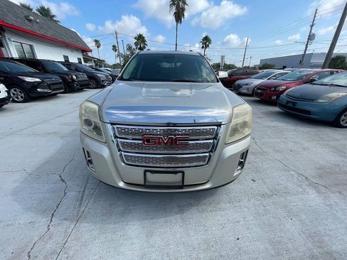 Used 2013 GMC Terrain SLE FWD image 1