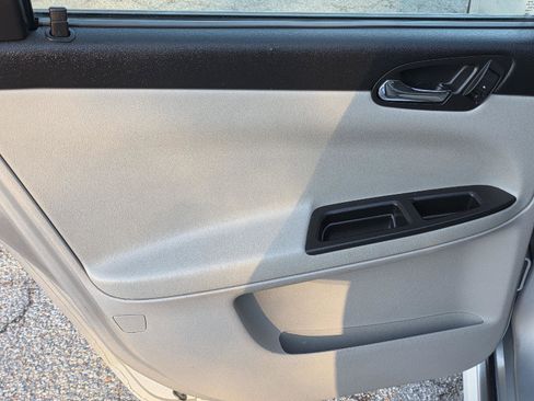 Used 2014 Chevrolet Impala LTZ image 29