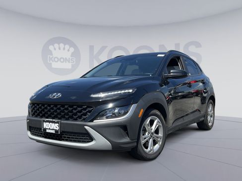 Used 2023 Hyundai Kona SEL w/ Winter Weather Package AWD/4WD image 1