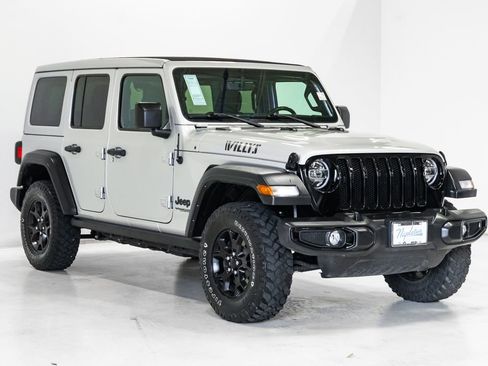 Used 2022 Jeep Wrangler Unlimited Sport image 7
