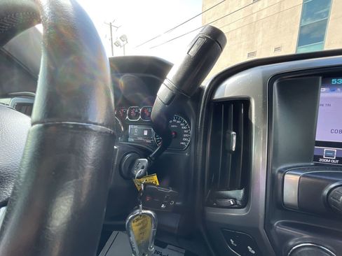 Used 2018 Chevrolet Silverado 1500 LT w/ All Star Edition RWD image 16