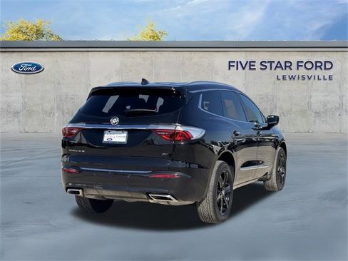 Used 2024 Buick Enclave Essence w/ Sport Touring Edition image 5