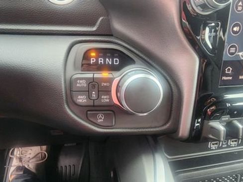 New 2026 RAM 1500 Big Horn AWD/4WD image 19