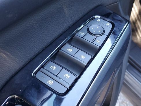 New 2026 Nissan Pathfinder SL image 22