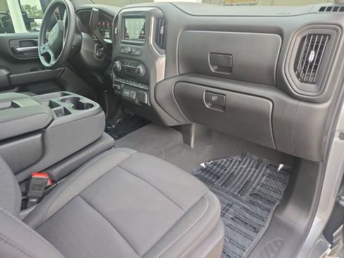 Used 2025 Chevrolet Silverado 2500 Custom w/ Custom Value Package image 32