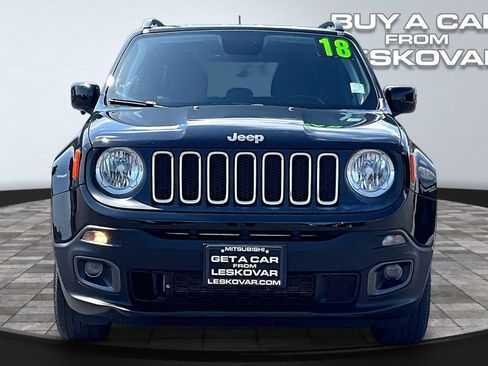 Used 2018 Jeep Renegade Latitude w/ Cold Weather Group AWD/4WD image 3
