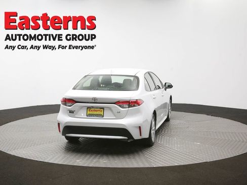 Used 2022 Toyota Corolla LE w/ LE Convenience Package image 37