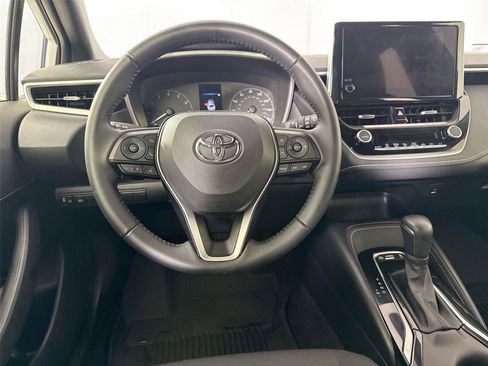 Certified 2025 Toyota Corolla SE FWD image 28