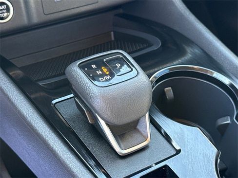 Used 2023 Nissan Rogue SV image 27